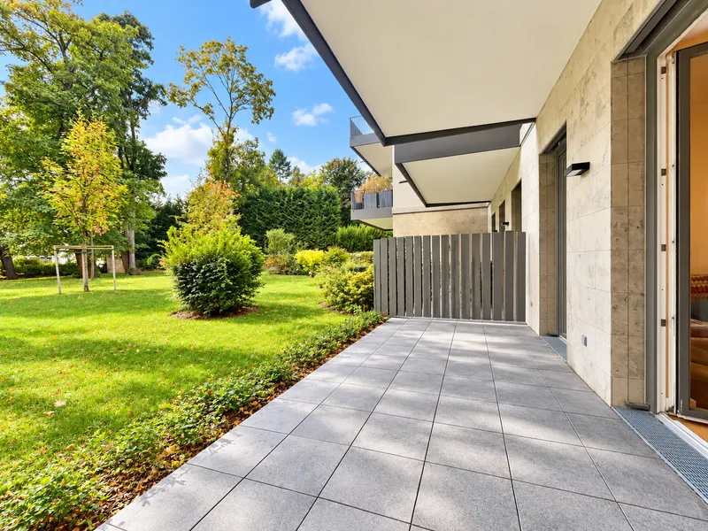 Schöne Erdgeschosswohnung mit Terrasse und Garten im Westend — photo 1
